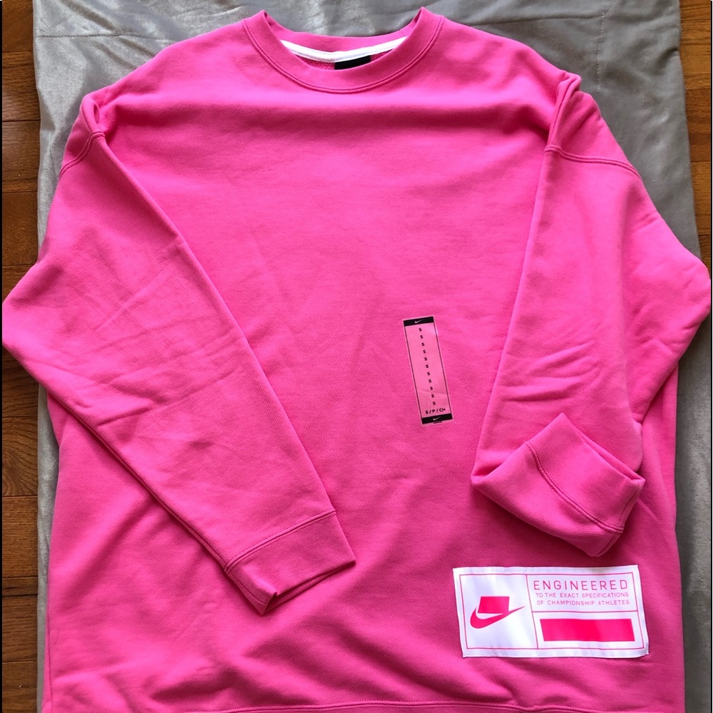NWOT Nike NSW Sportswear